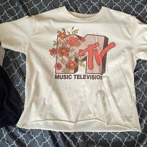 MTV shirt